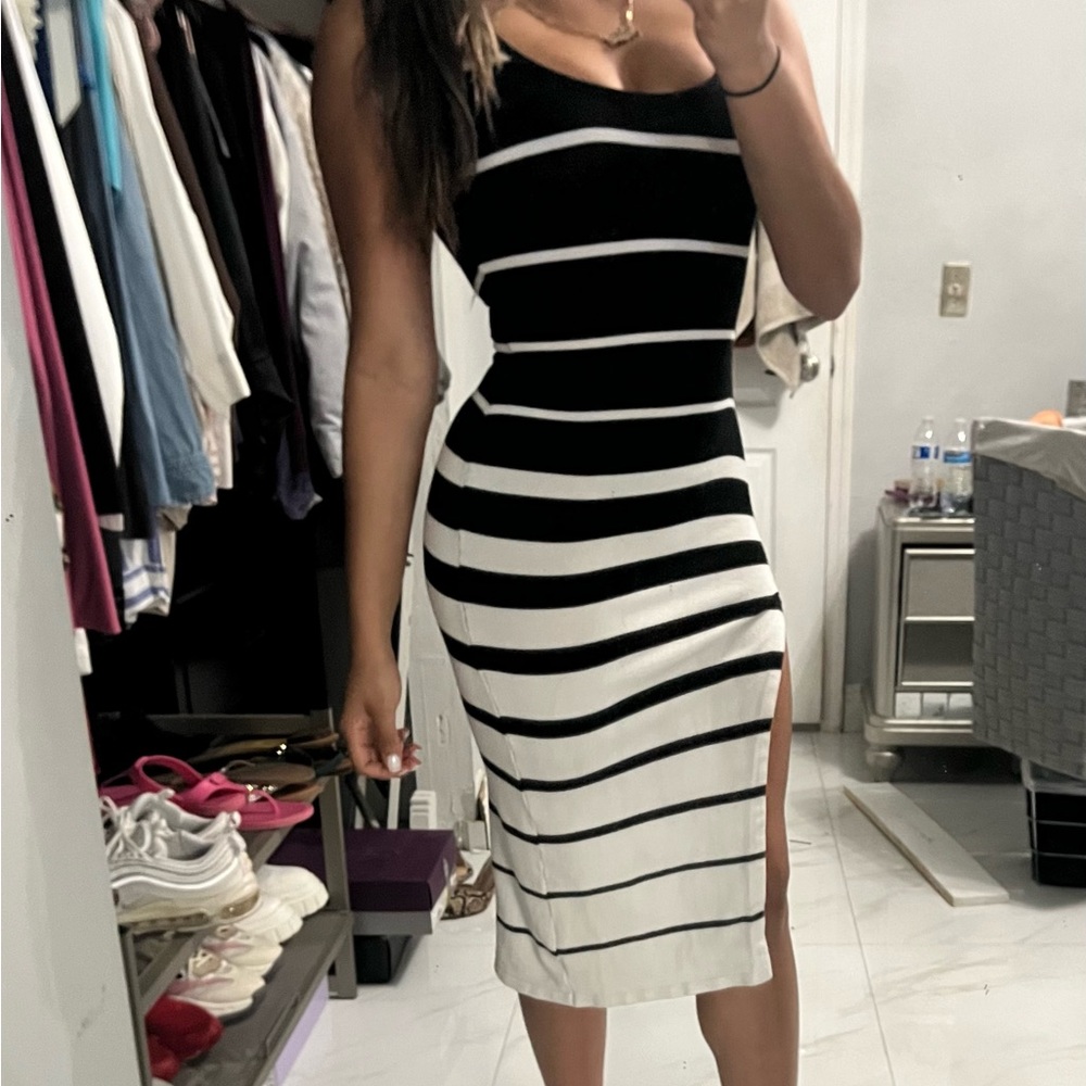 MIDI dress with slit -FN